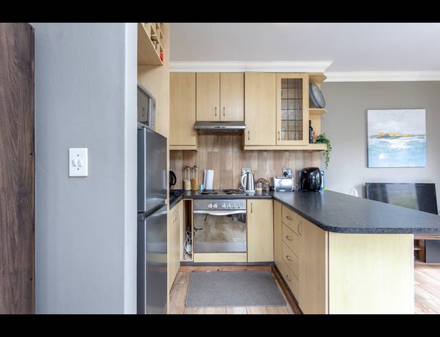 1 BEDROOM APARTMENT FOR SALE IN PLUMSTEAD